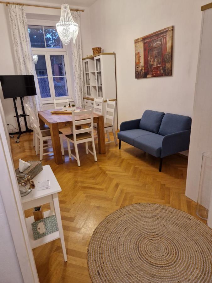 Entzueckendes Apartment Im Zentrum Грац Екстер'єр фото