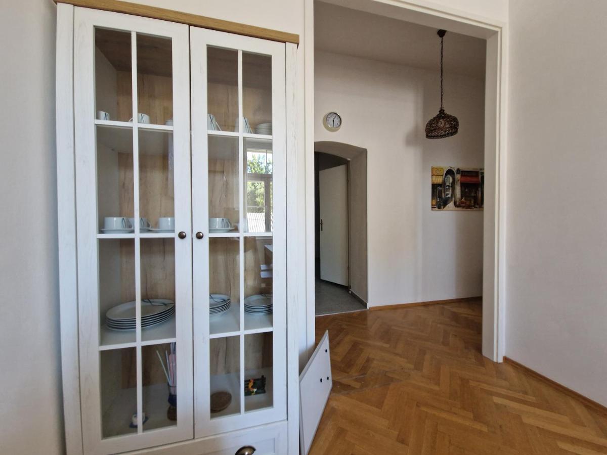 Entzueckendes Apartment Im Zentrum Грац Екстер'єр фото